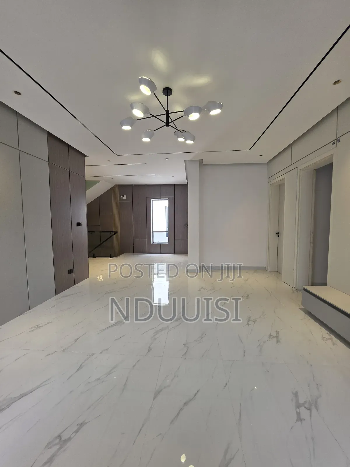 5bdrm Duplex in Lekki Phase 1 for sale