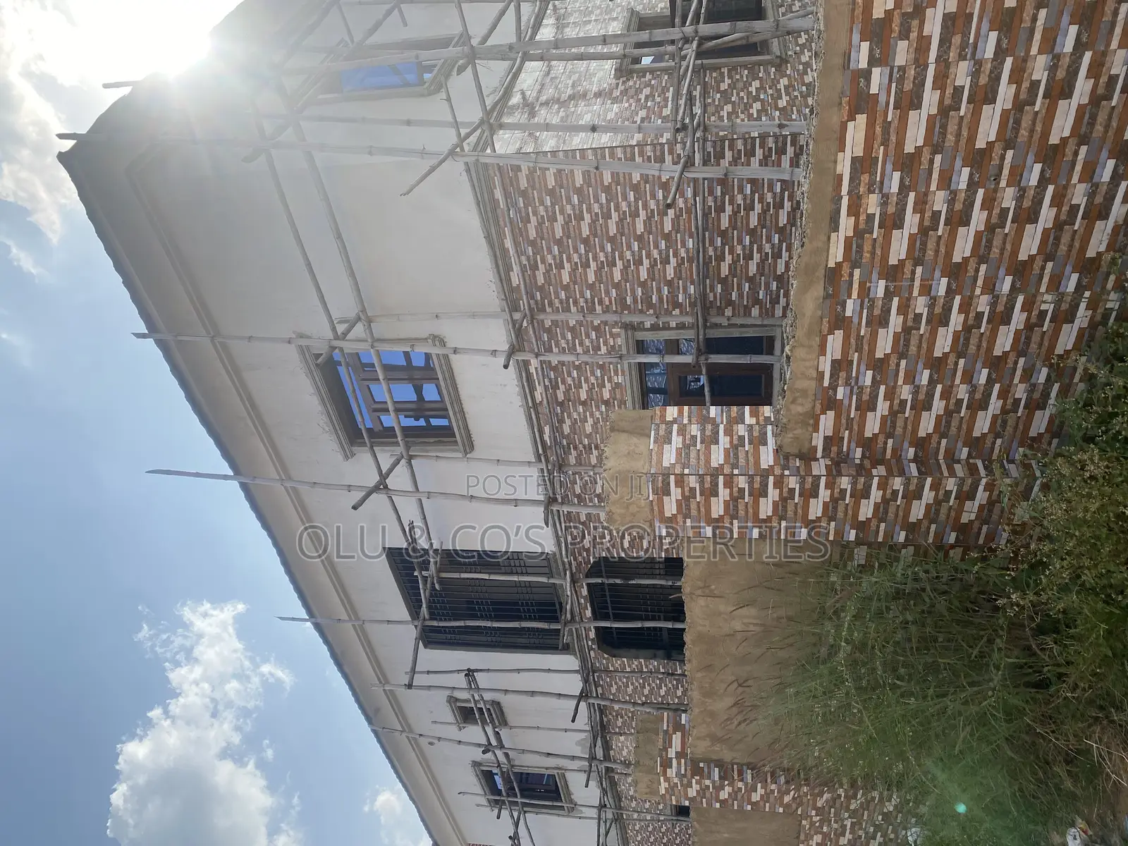 4bdrm Block of Flats in Csr Estate, Lugbe District for sale