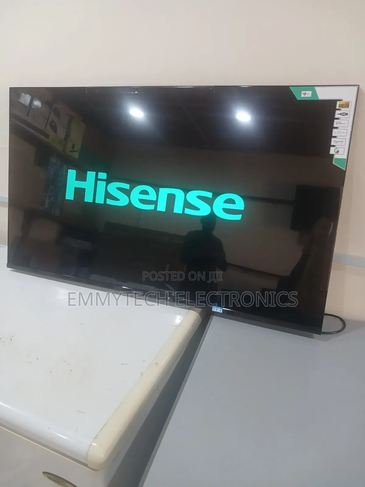 Hisense 50inches Smart Tv