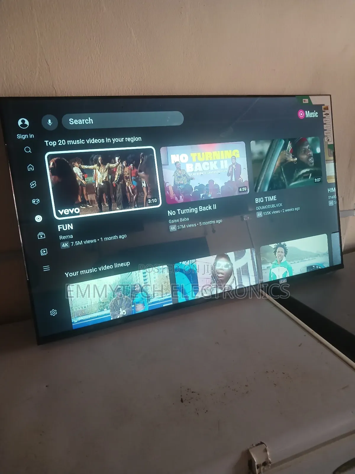 Hisense 50inches Smart Tv