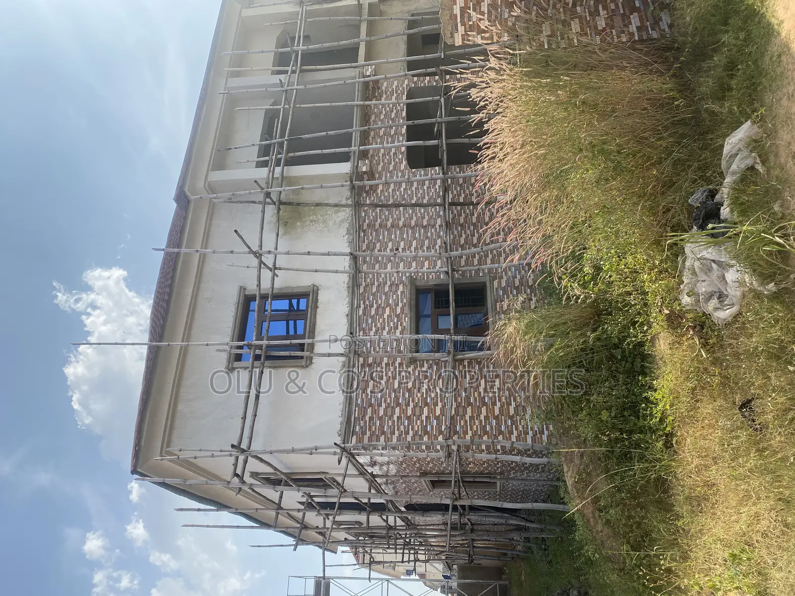4bdrm Block of Flats in Csr Estate, Lugbe District for sale