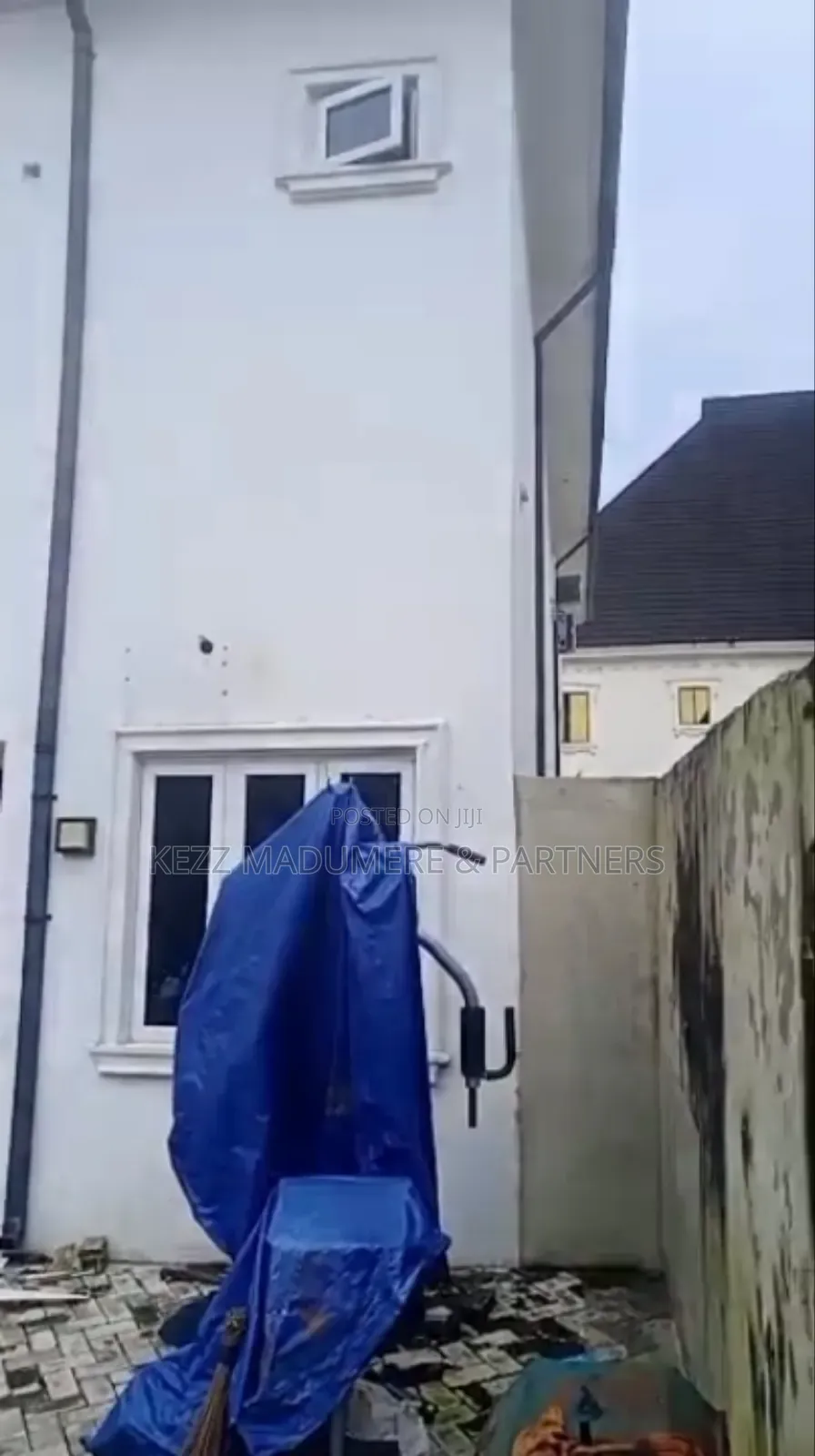 3bdrm Duplex in Cedarwood Estate for rent