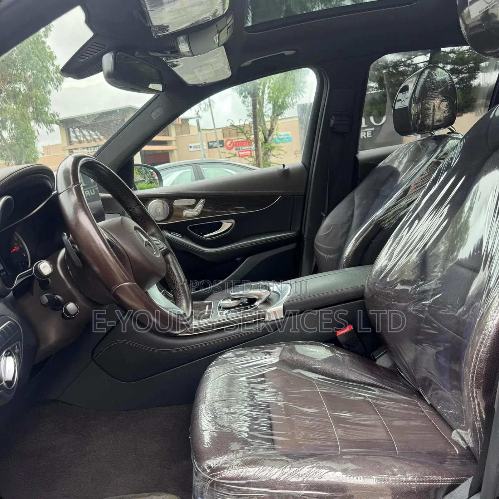 Mercedes-Benz GLC-Class 2017 Brown