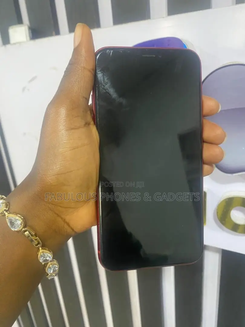 Apple iPhone XR 64 GB Red