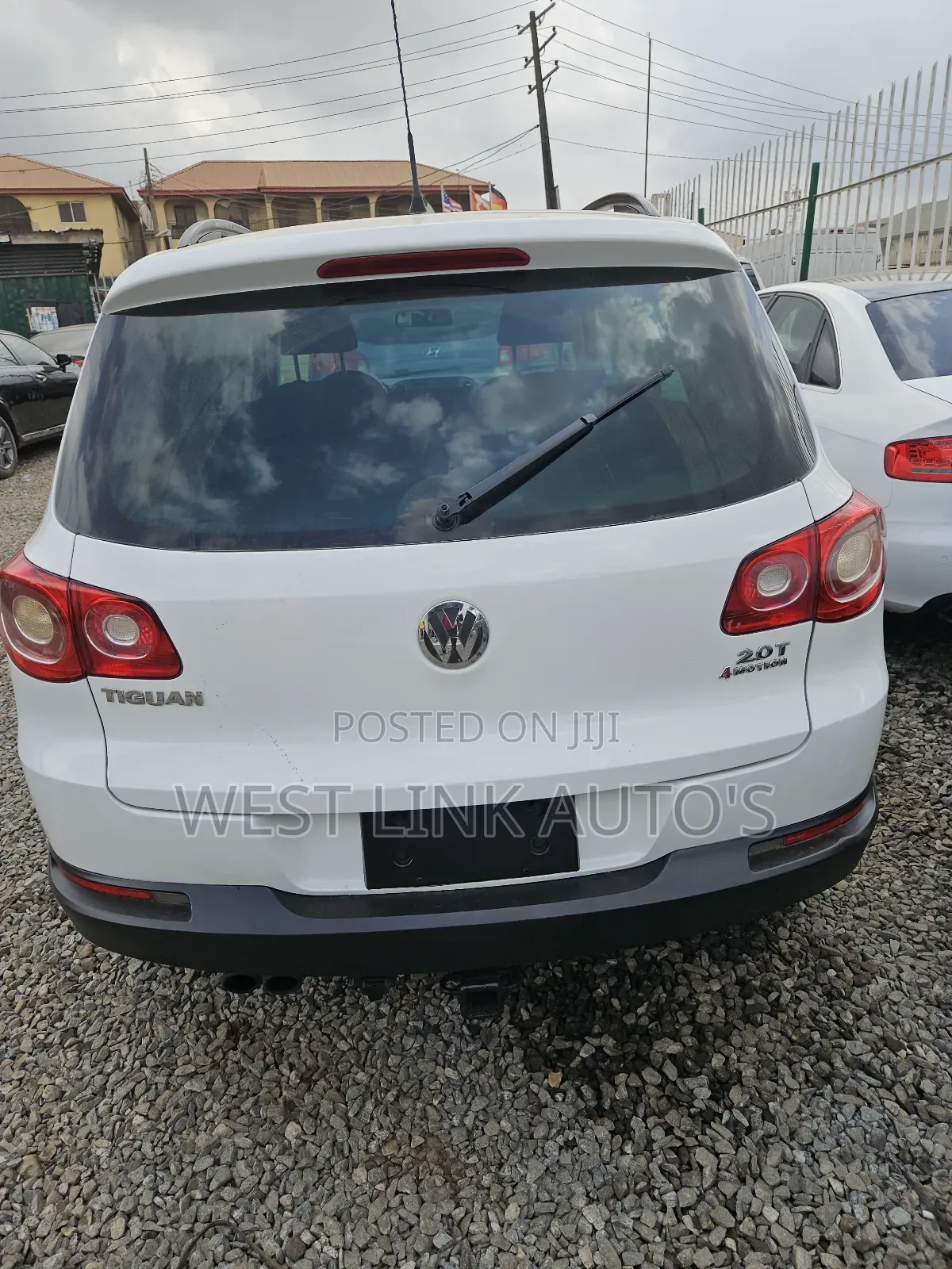 Volkswagen Tiguan SE 4Motion 2010 White