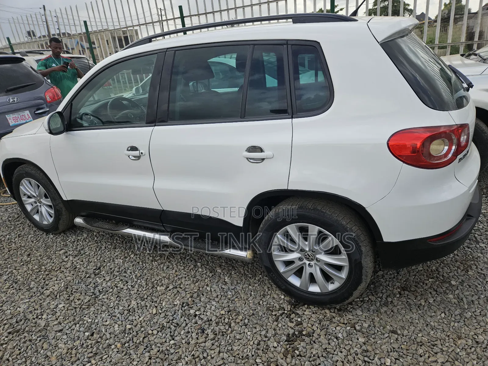 Volkswagen Tiguan SE 4Motion 2010 White