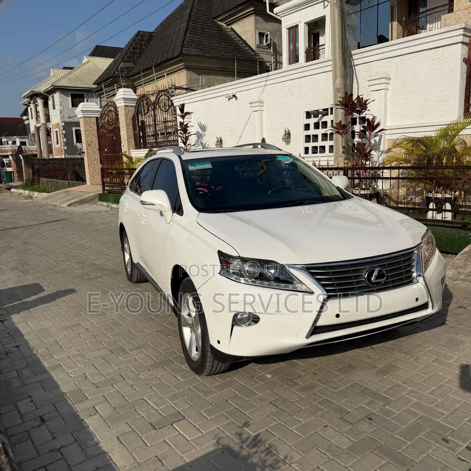 Lexus RX 350 FWD 2013 White