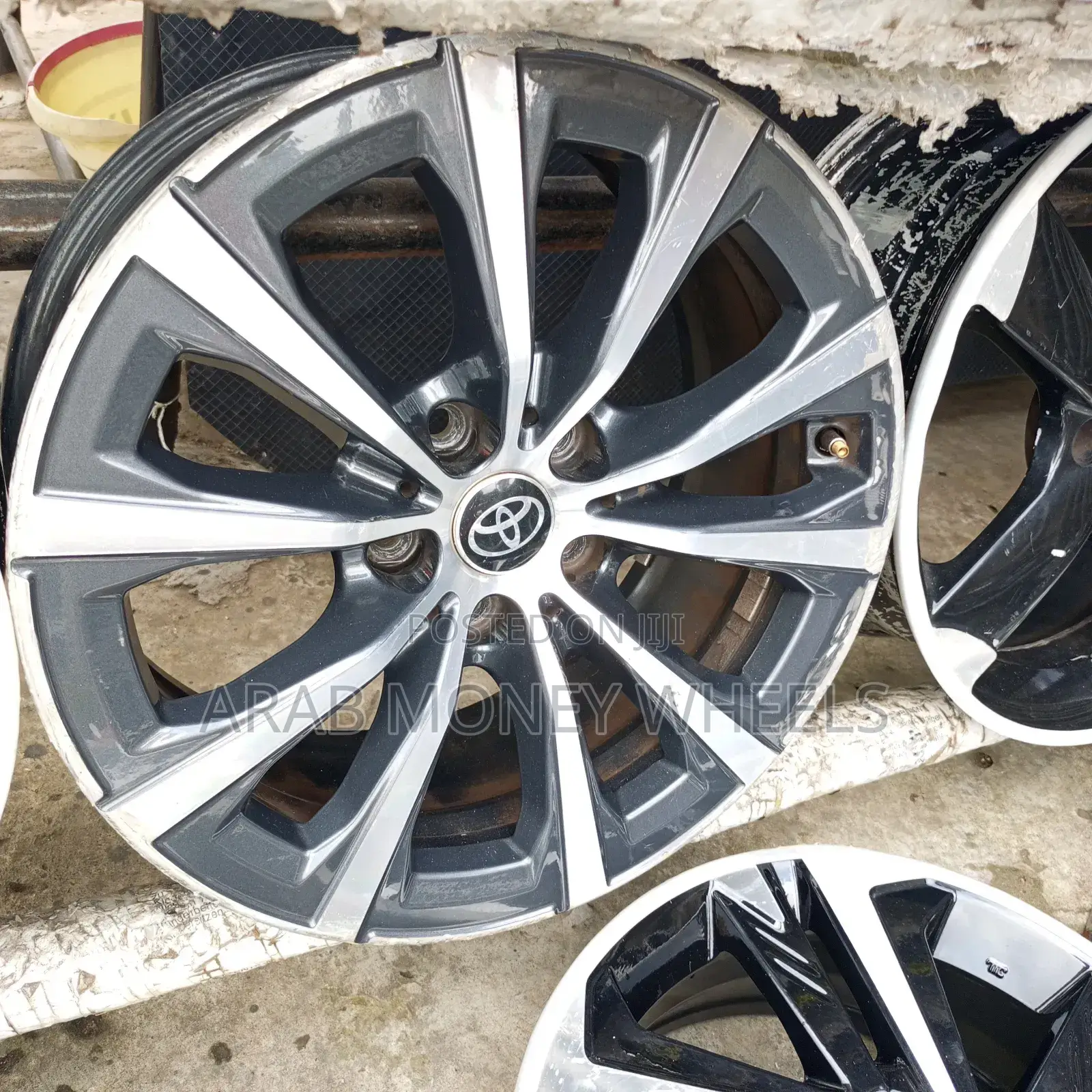Durable Quality Belgium 18 Inch Alloy Wheels