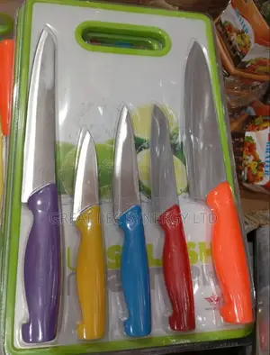 Coloured Knife Set With Chopping Board