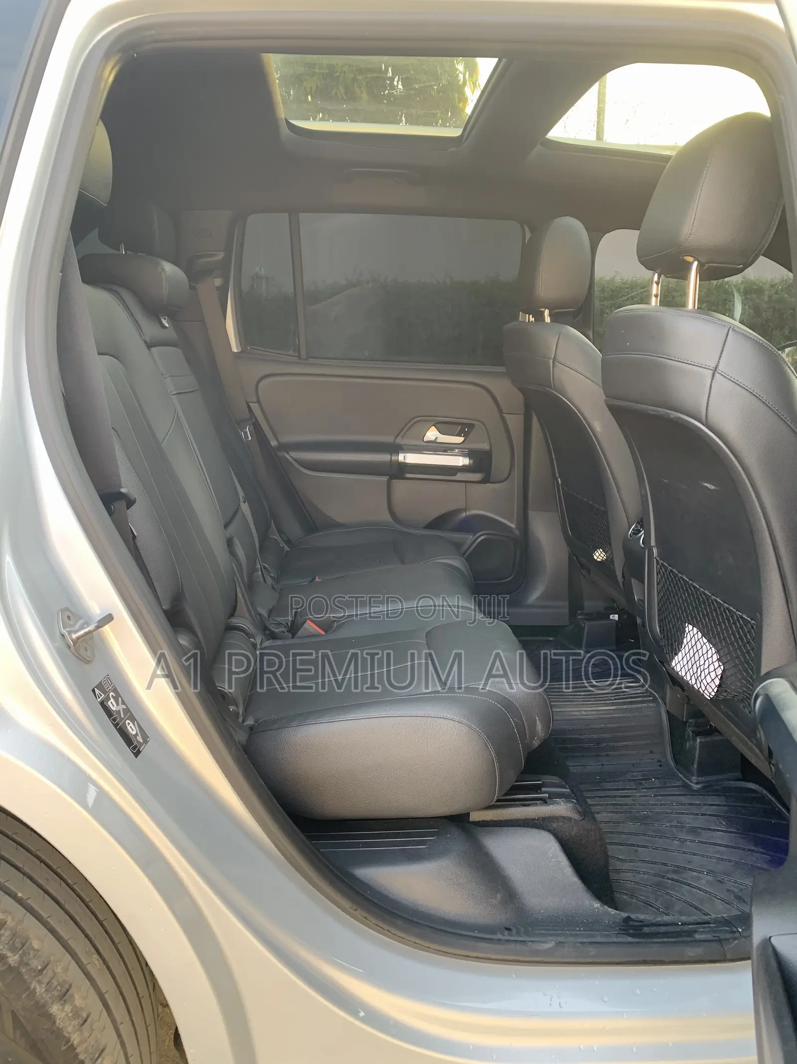 Mercedes-Benz GLB-Class GLB 250 4MATIC 2020 Silver