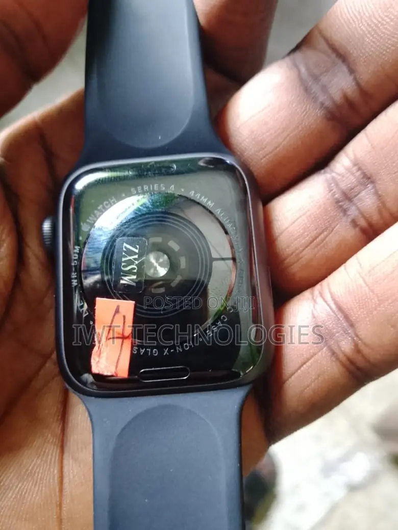 Apple Watch Series 5 44mm