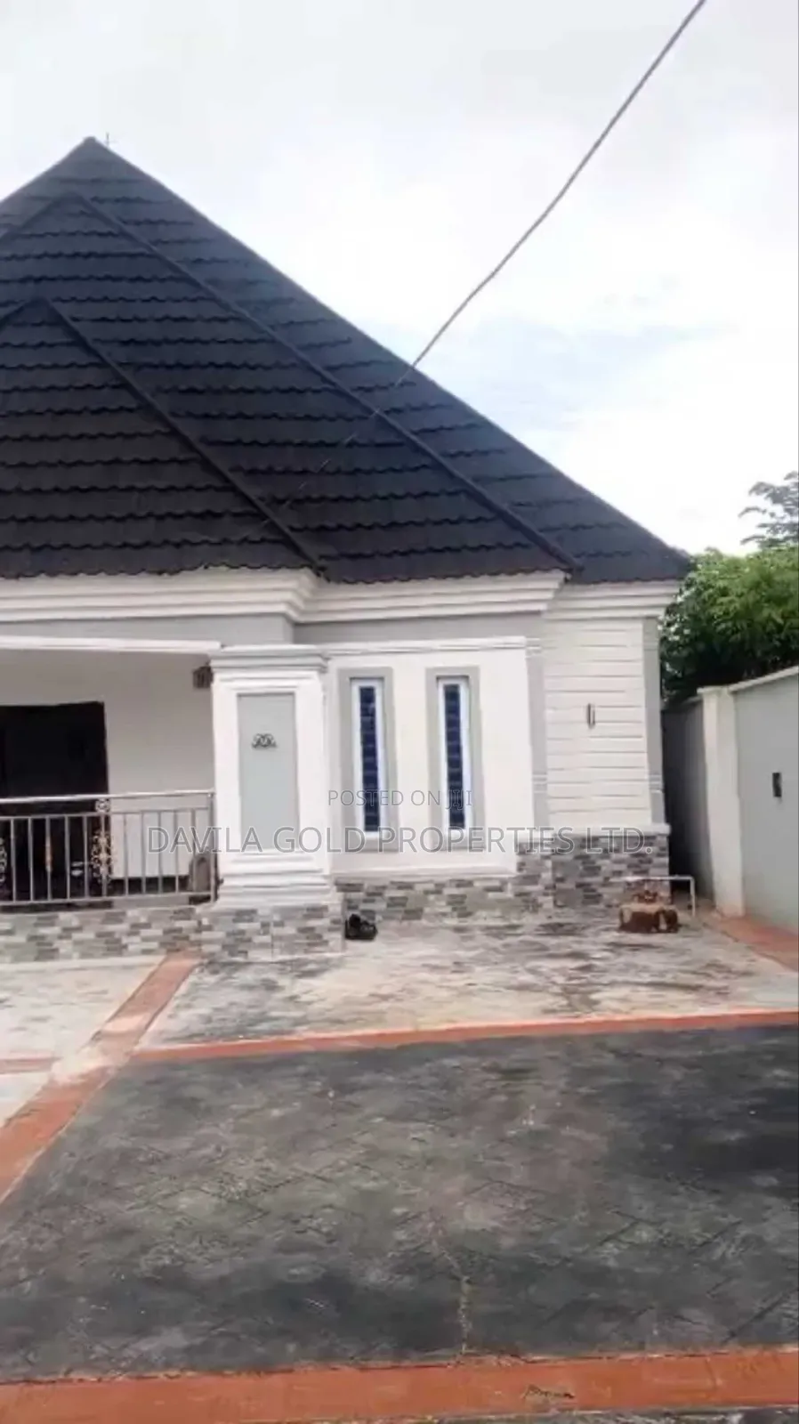 4bdrm Bungalow in Benin City for sale