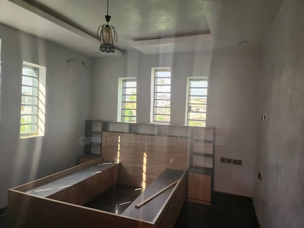 Furnished 4bdrm Duplex in Adenuga Street, Bodija for sale