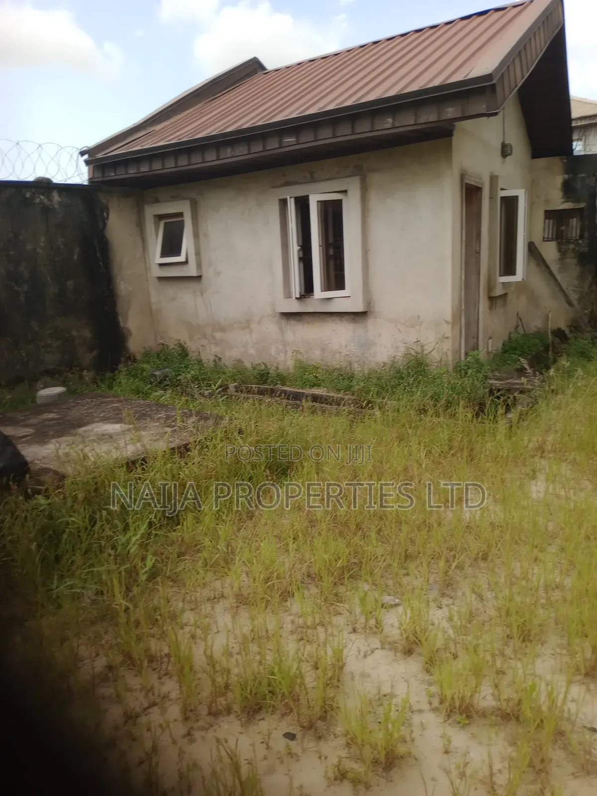More Than Half Plot of 425sqm at Majek , Sangotedo for Sale
