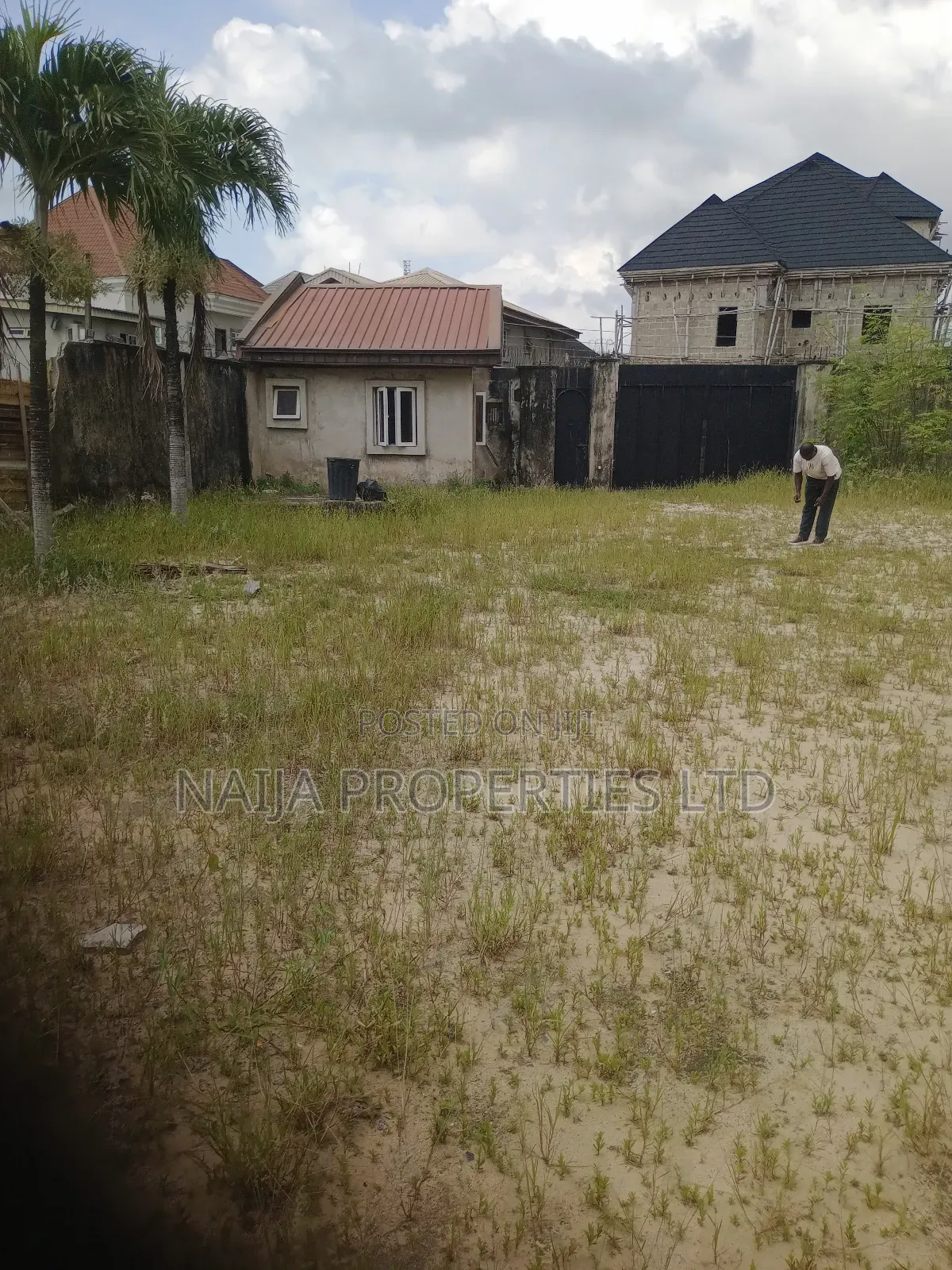 More Than Half Plot of 425sqm at Majek , Sangotedo for Sale