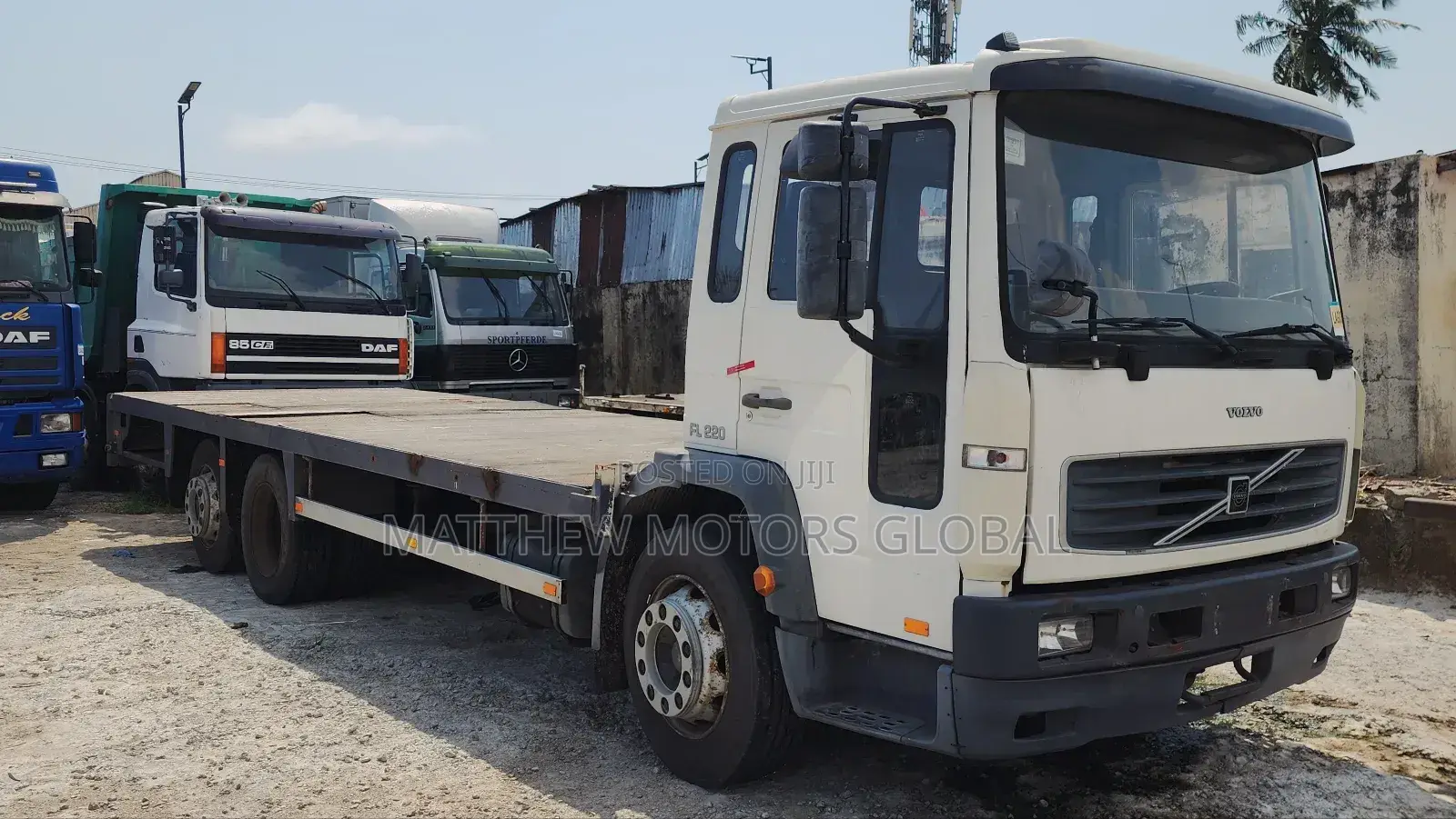 Super Clean Newly Arrived Tokunbo Volvo Fl220 Truck