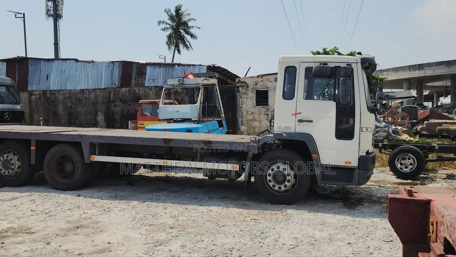 Super Clean Newly Arrived Tokunbo Volvo Fl220 Truck