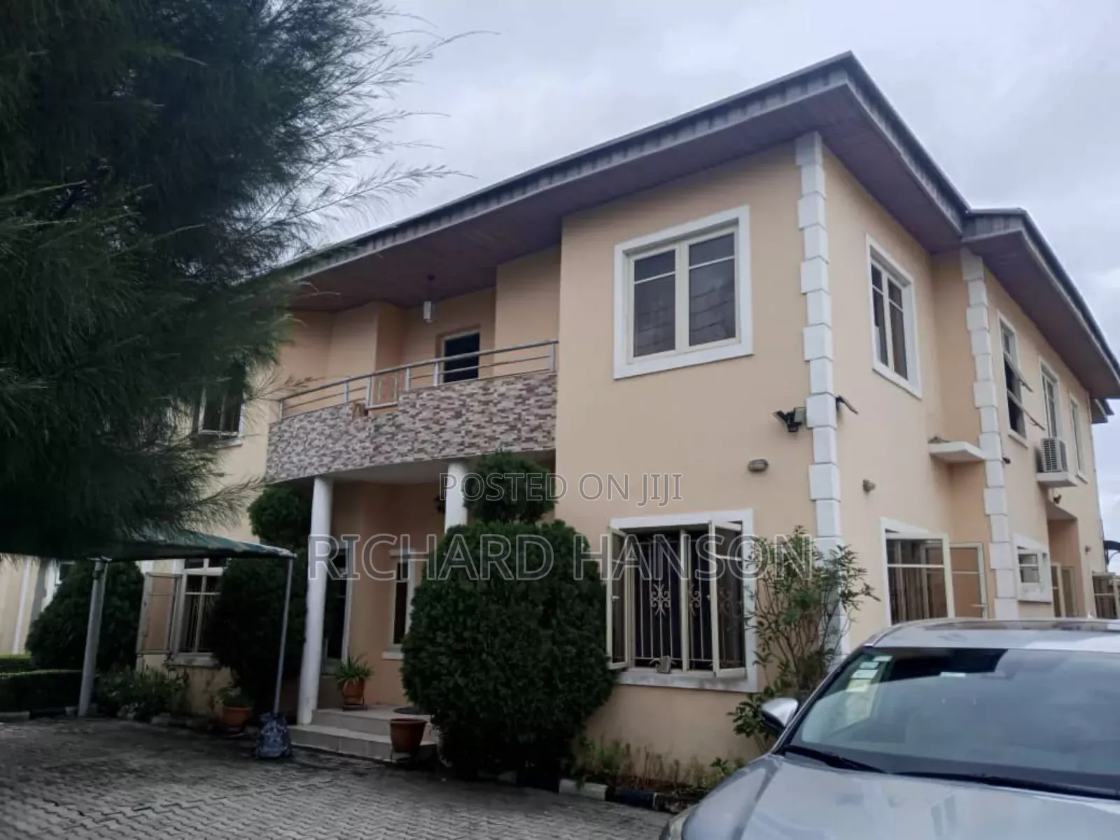 4bdrm Duplex in Lekki for sale