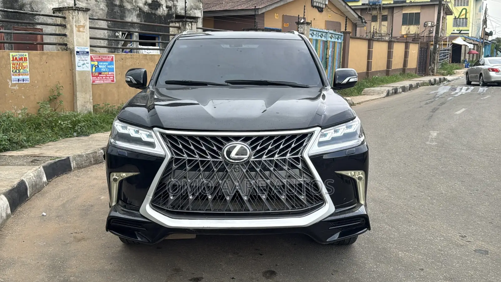 Lexus LX 570 2010 Black