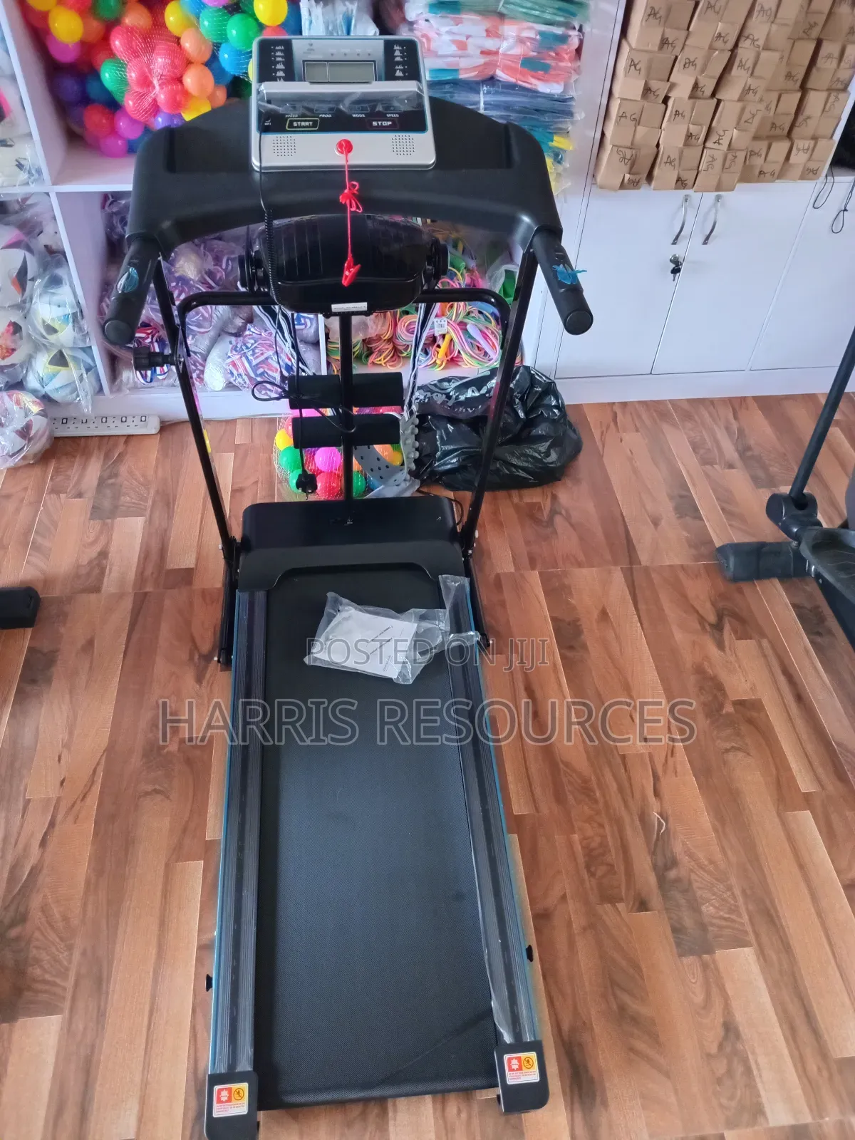 Treadmill Exercise Equipment With a Display