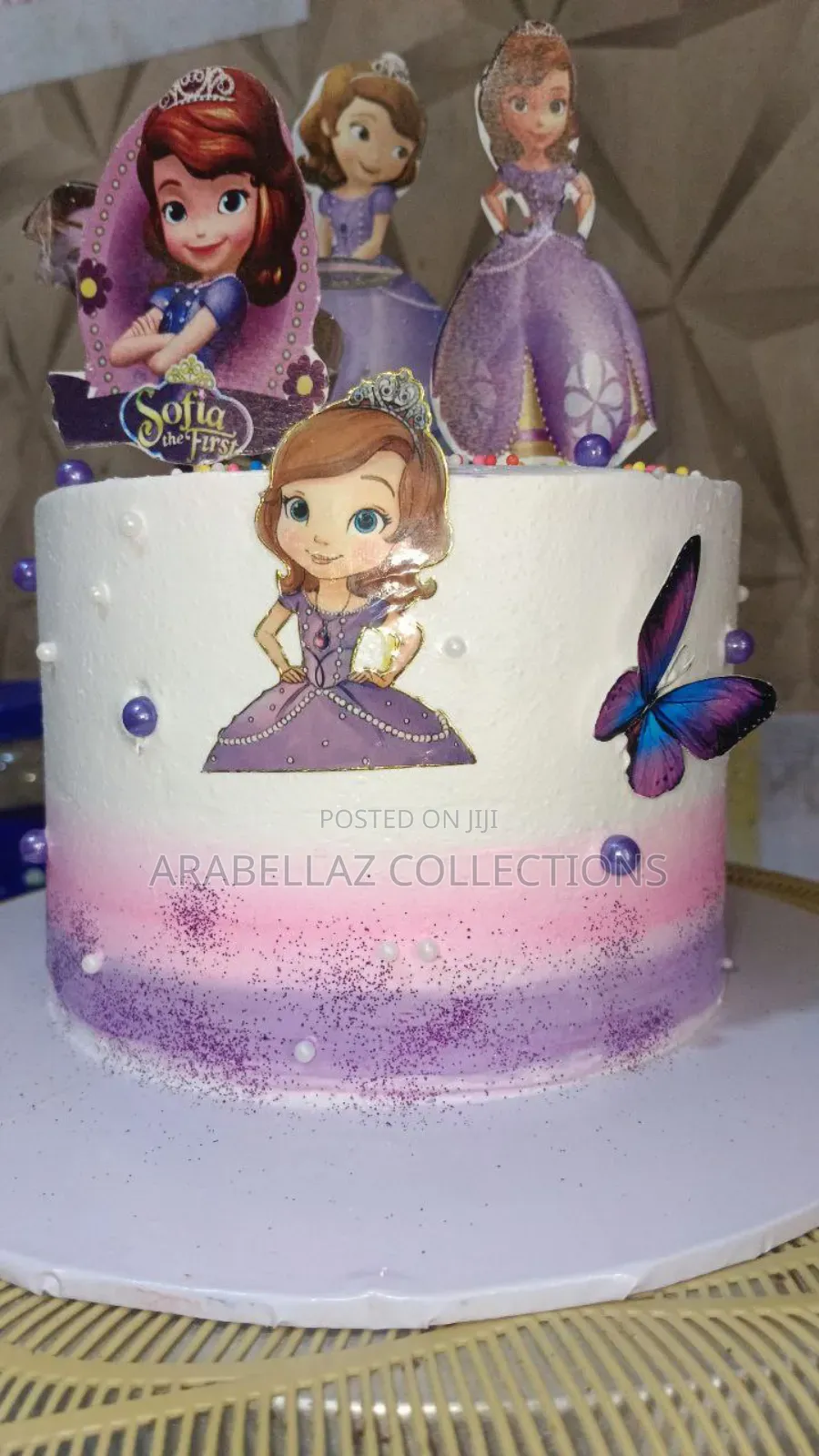 Different Cakes Available in Different Sizes