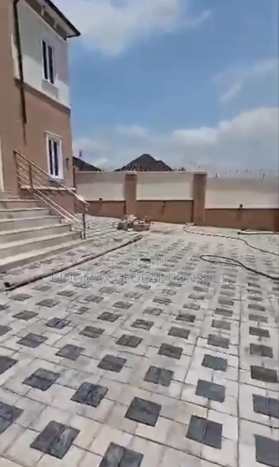 5bdrm Mansion in Asokoro Abuja for sale
