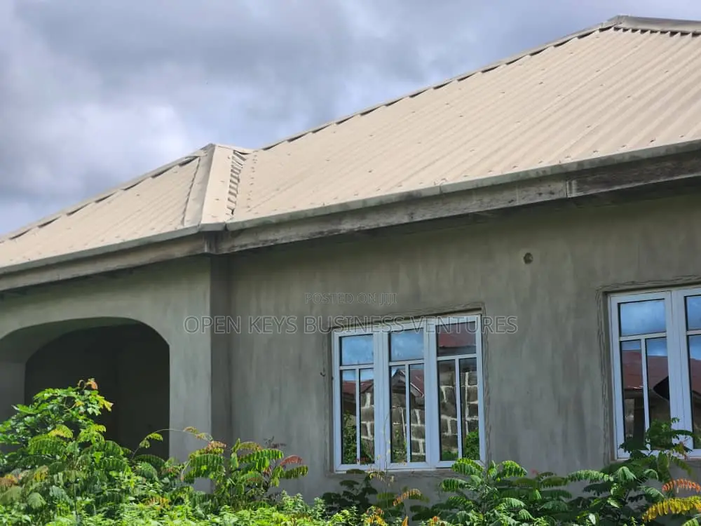 3bdrm Bungalow in Orisunbare, Wire And, Apata for sale