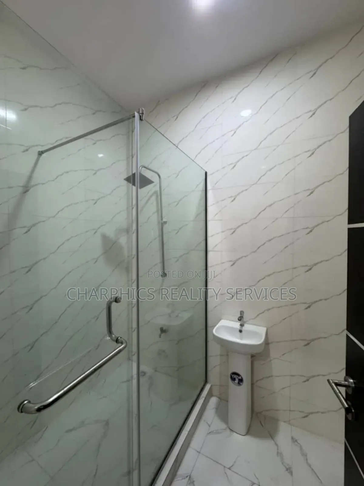 2bdrm Apartment in Lekki for rent