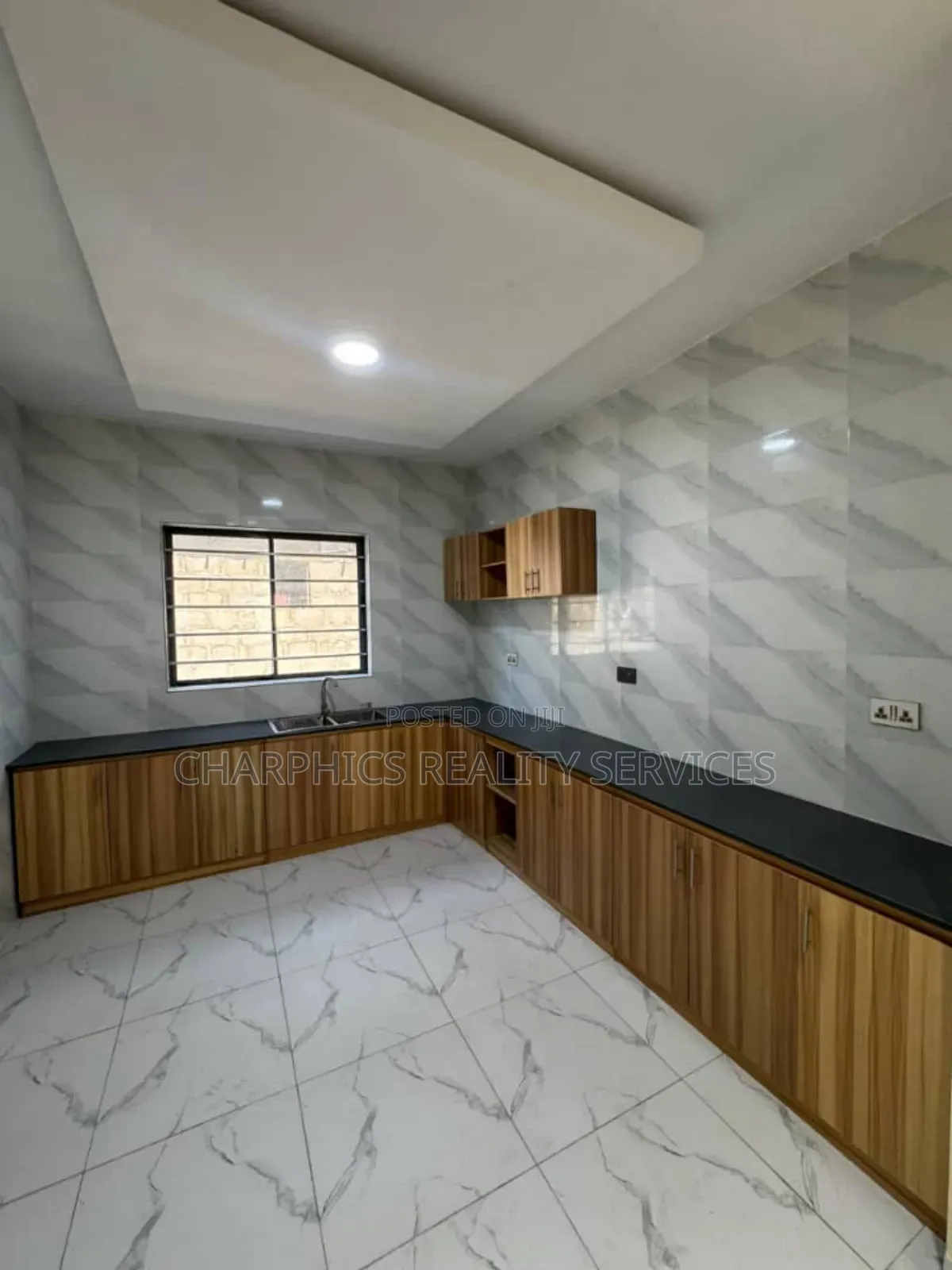 2bdrm Apartment in Lekki for rent