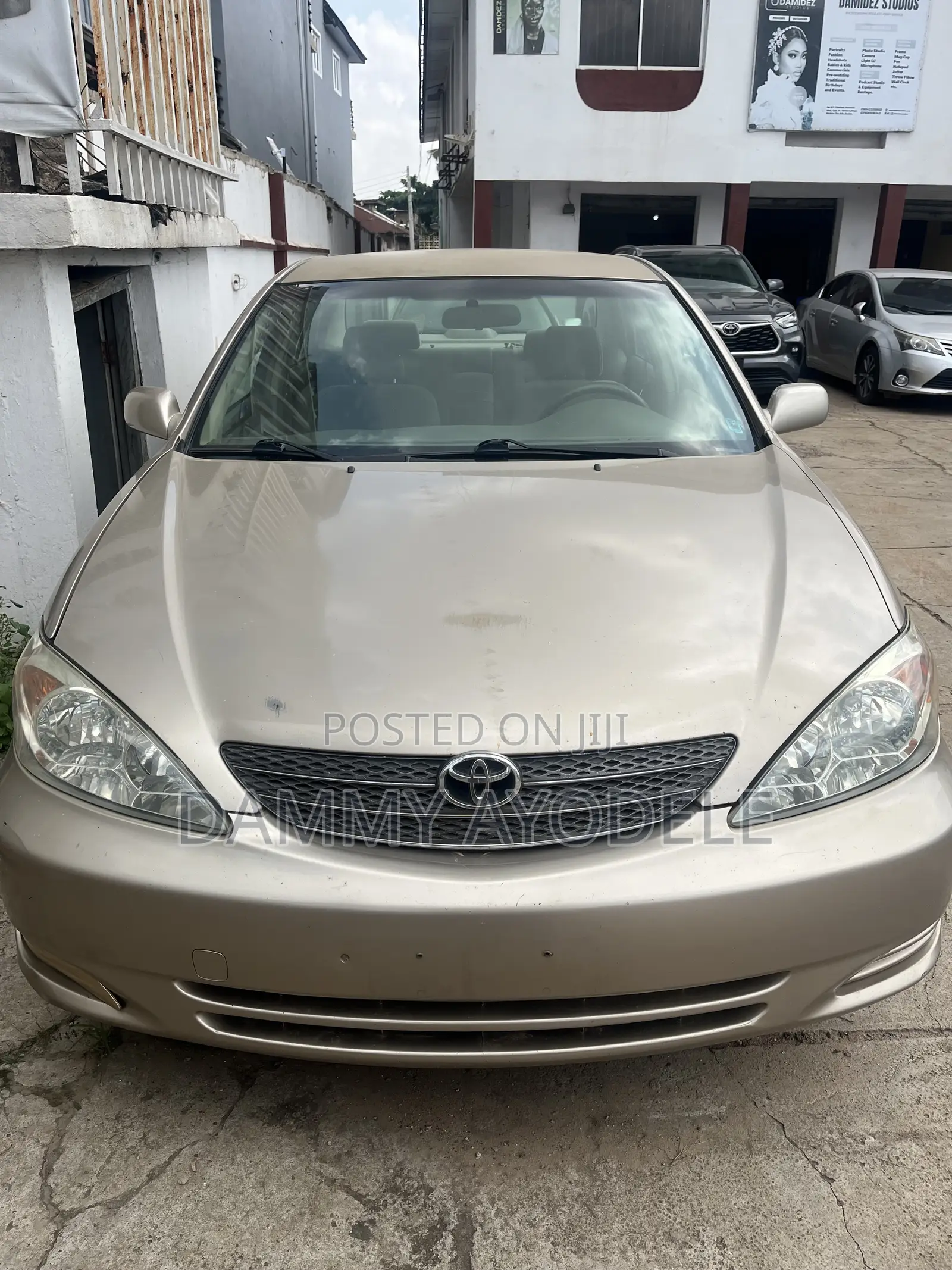 Toyota Camry 2004 Gold
