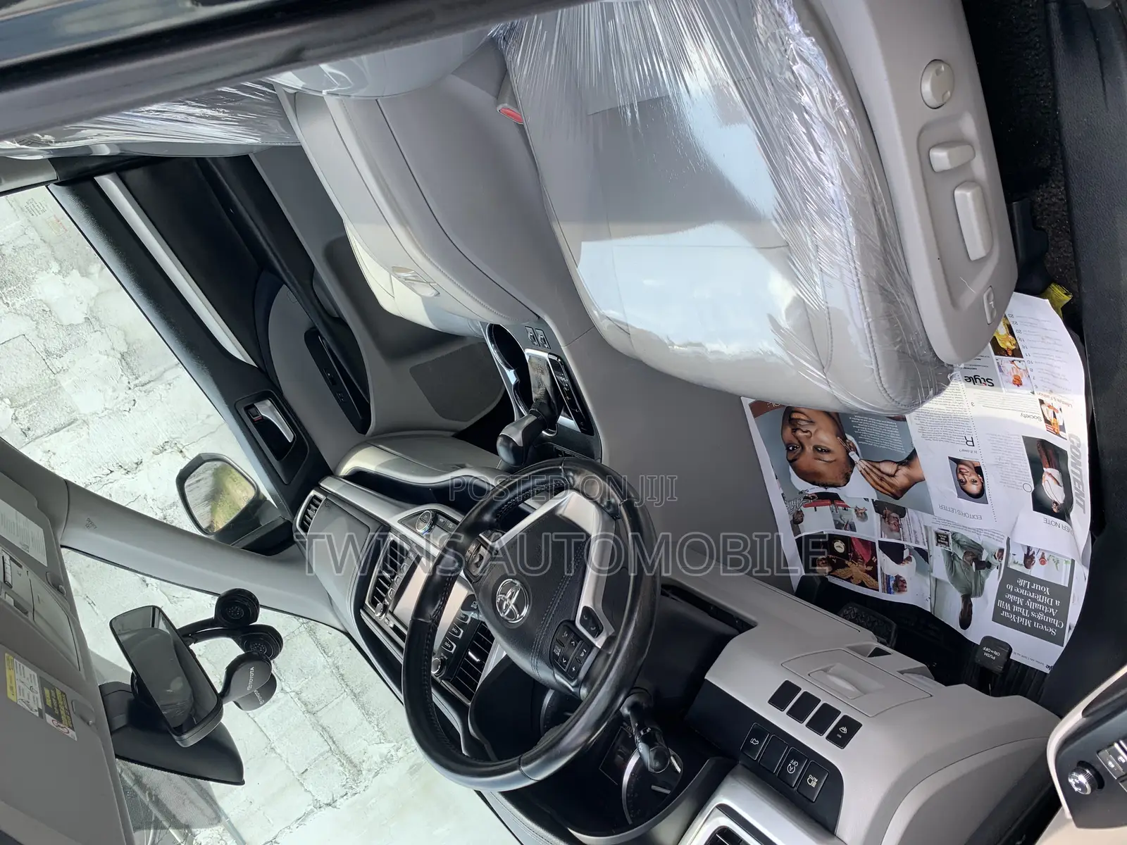 Toyota Highlander XLE 4x4 V6 (3.5L 6cyl 8A) 2017 Black
