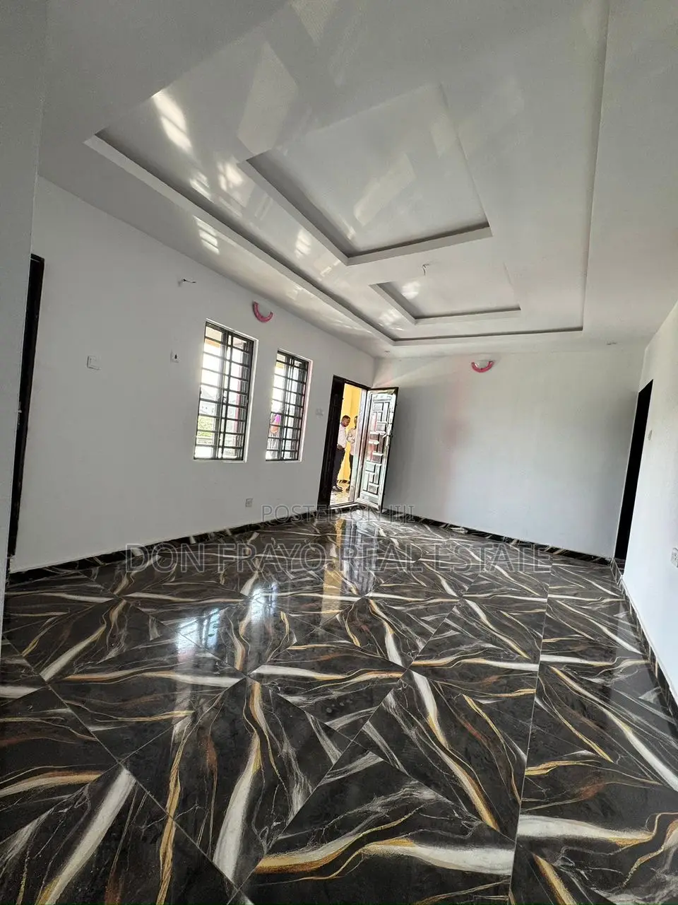 12bdrm Block of Flats in Akala Akobo Estate for sale