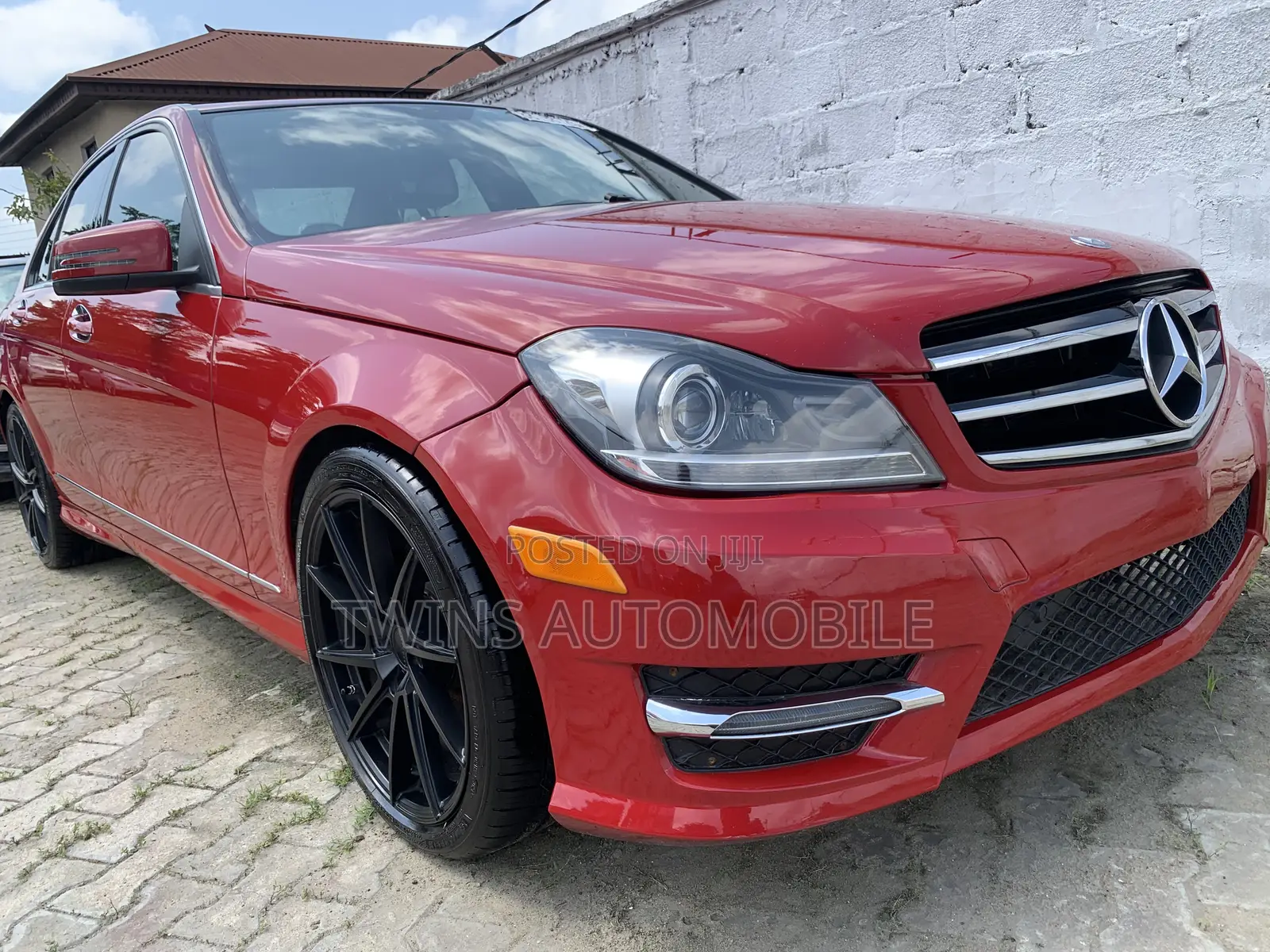 Mercedes-Benz E300 2013 Red