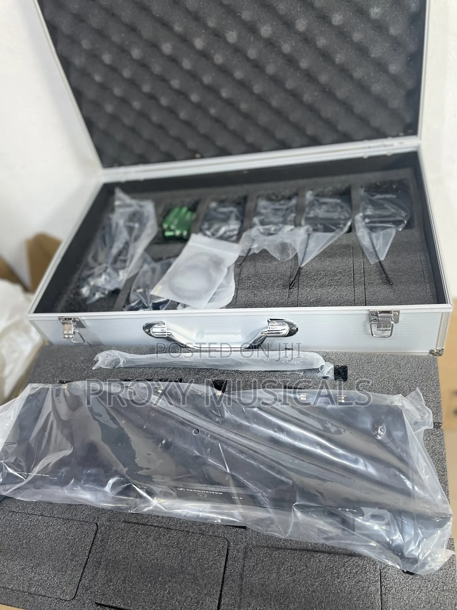 Sennheiser 4in1 in-Ear Wireless Monitor