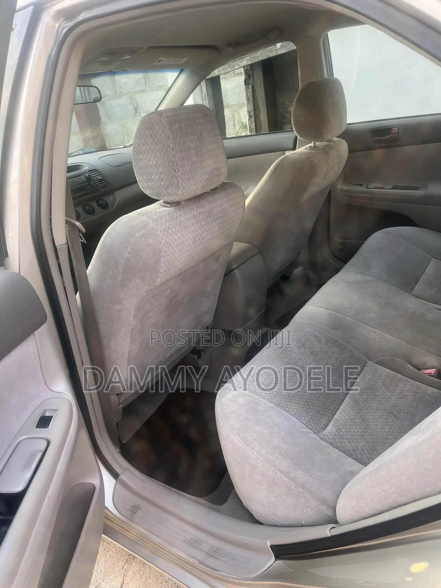 Toyota Camry 2004 Gold