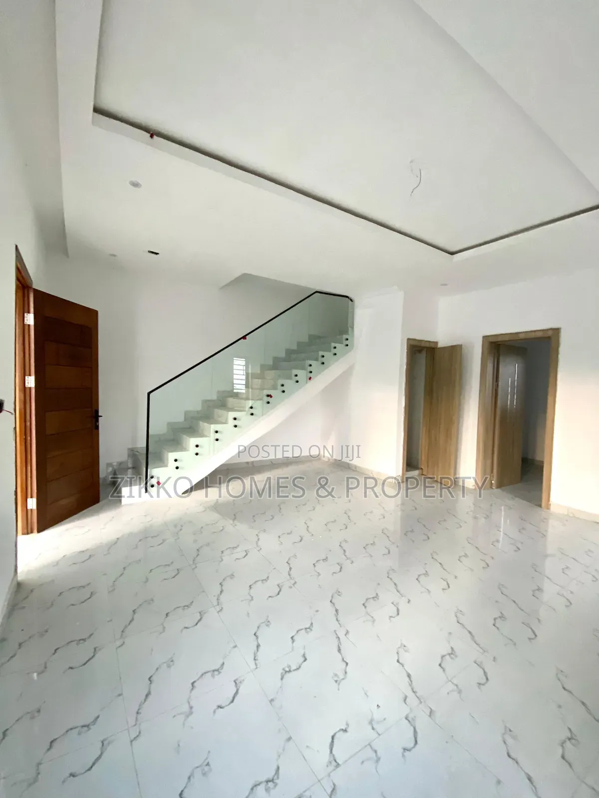 4bdrm Townhouse/Terrace in Orchid Road, Lekki for sale