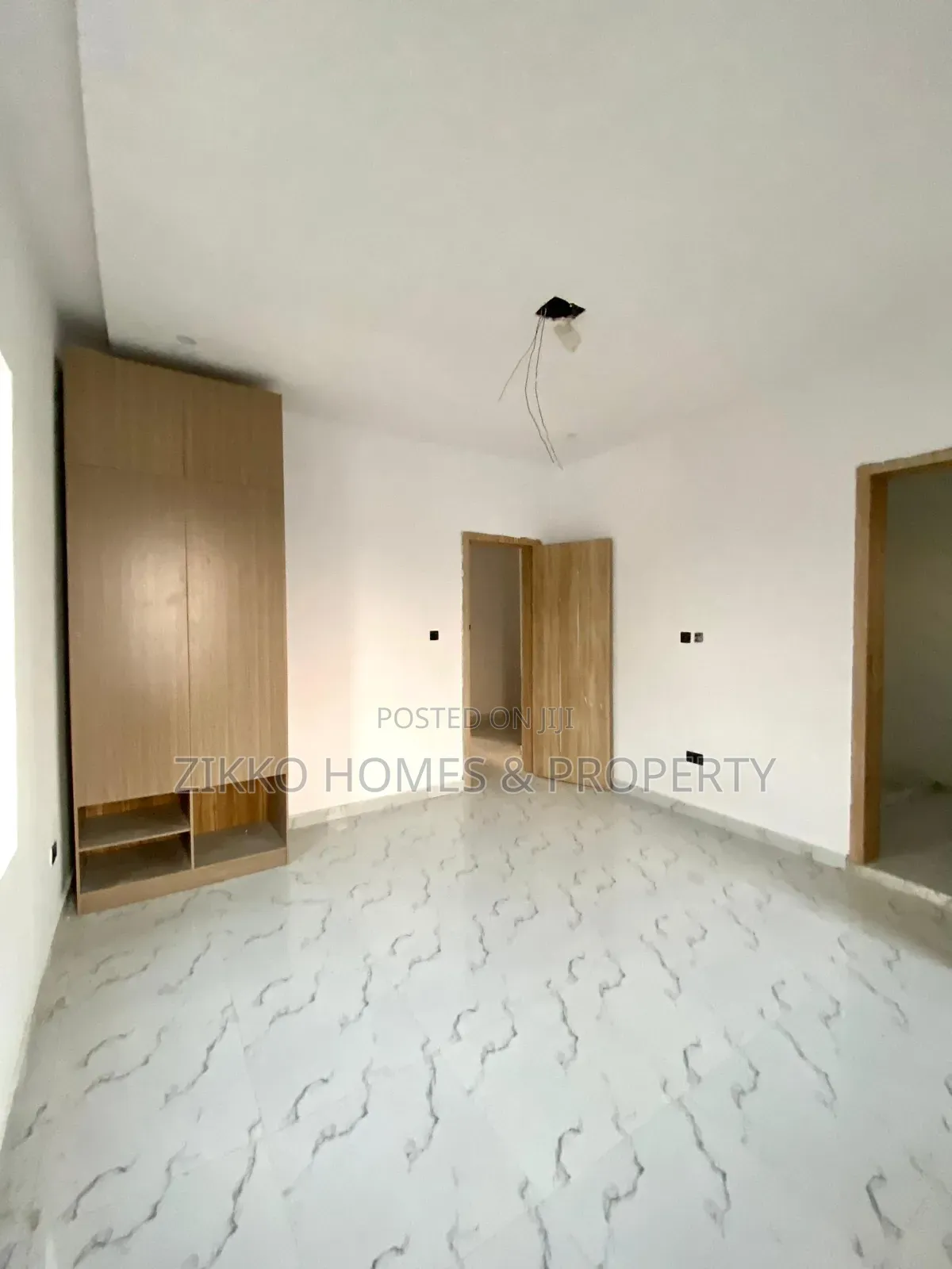 4bdrm Townhouse/Terrace in Orchid Road, Lekki for sale