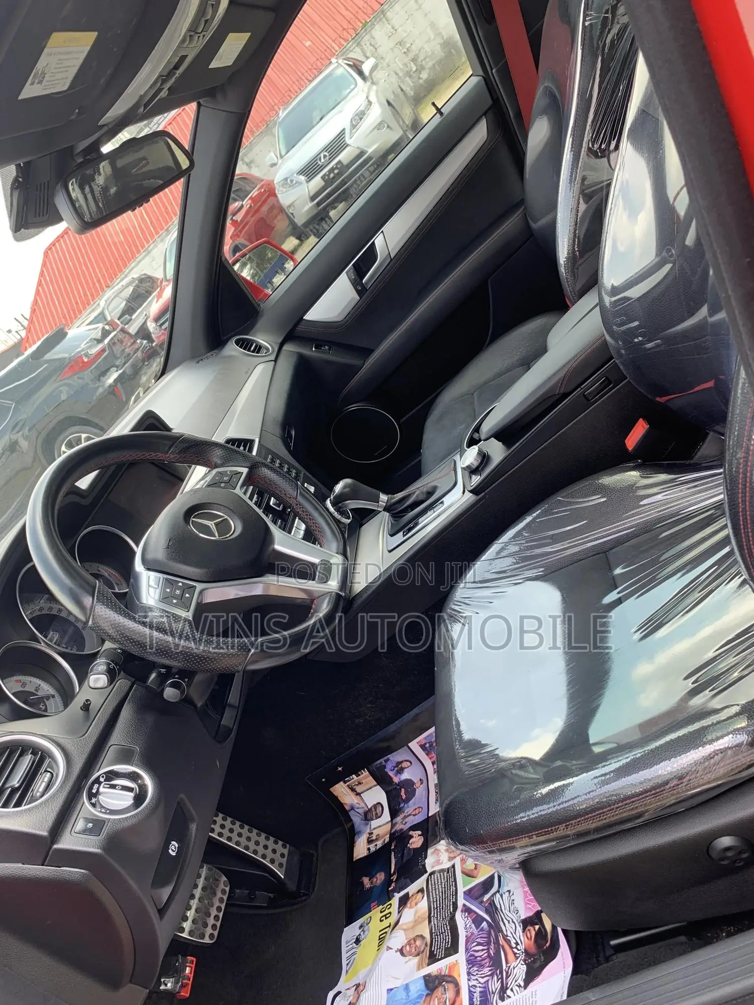 Mercedes-Benz E300 2013 Red