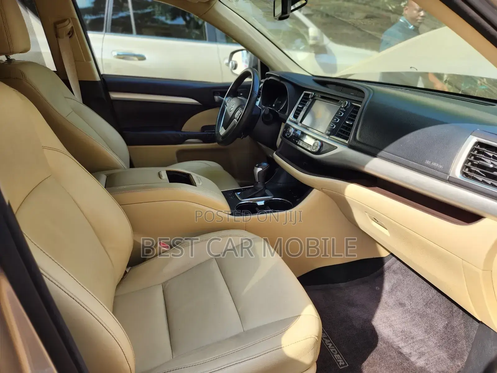 Toyota Highlander Limited 4x4 V6 (3.5L 6cyl 8A) 2018 Gold