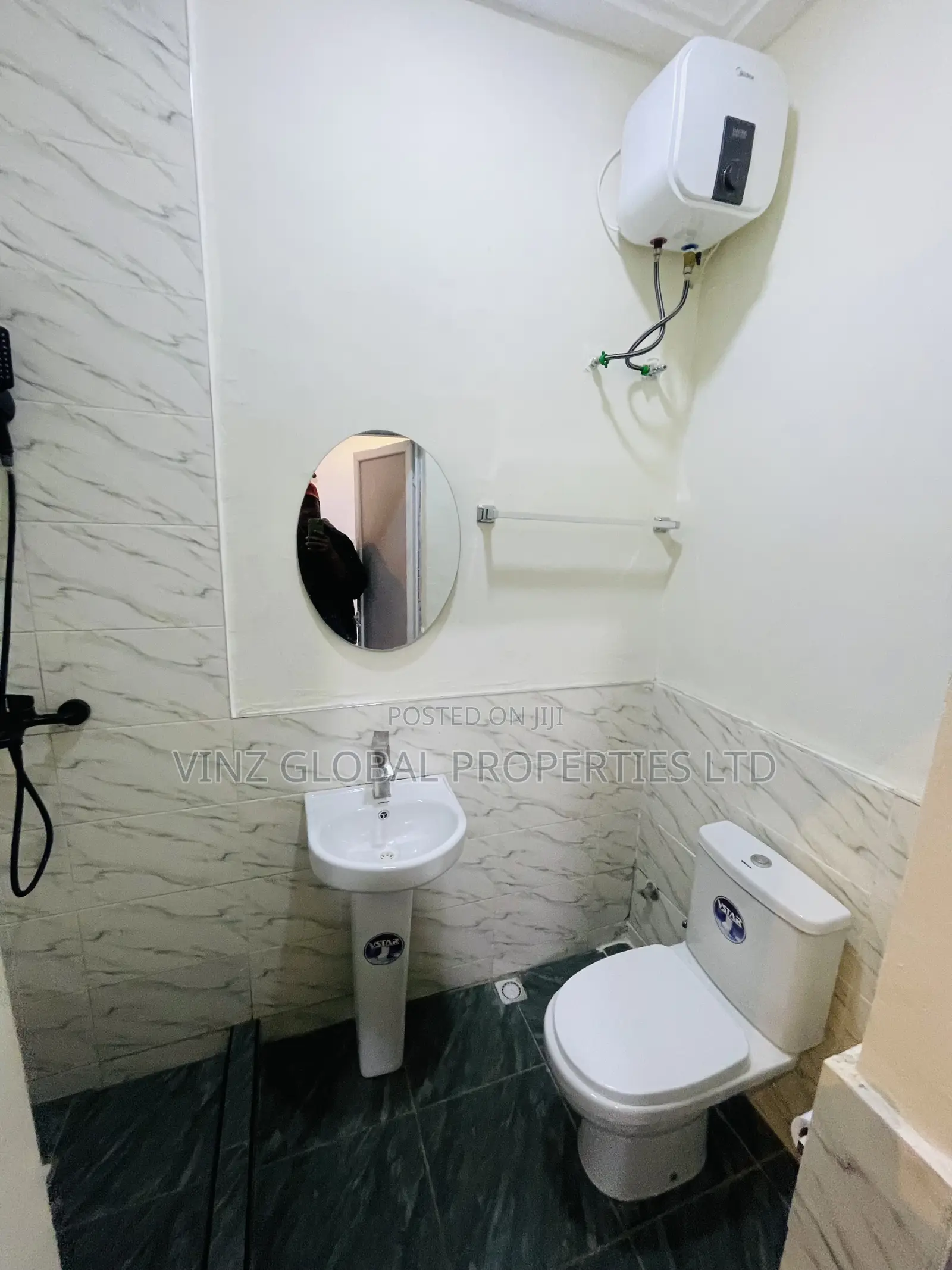 Exclusive Furnished 2 Bedroom(Self-Compound) With Excellent Facilities