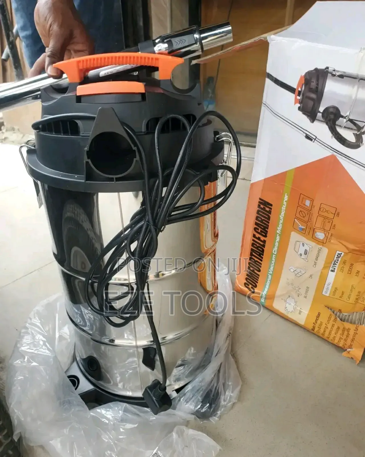 Vacuum Cleaner Wet and Dry 20l