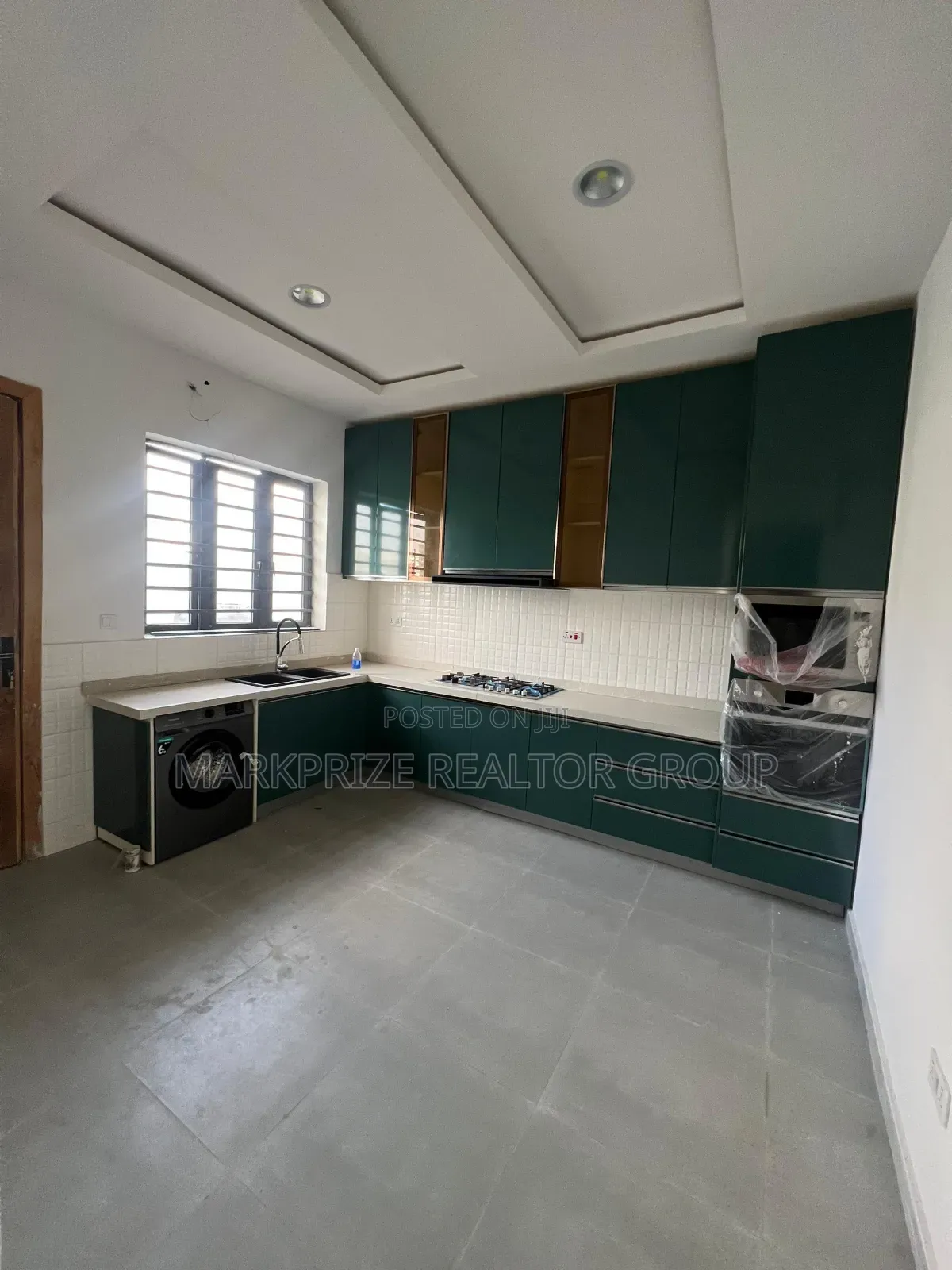 4bdrm Duplex in Ikate for sale