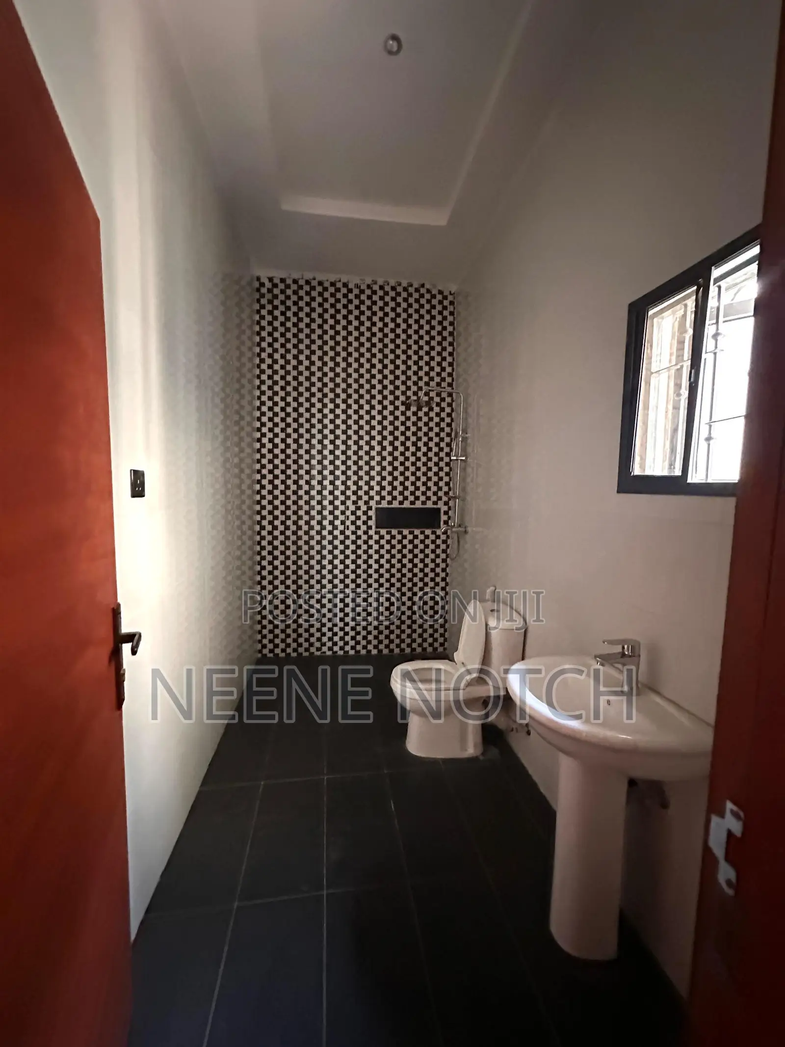 4bdrm Duplex in Grace Bovlevard, Jahi for rent