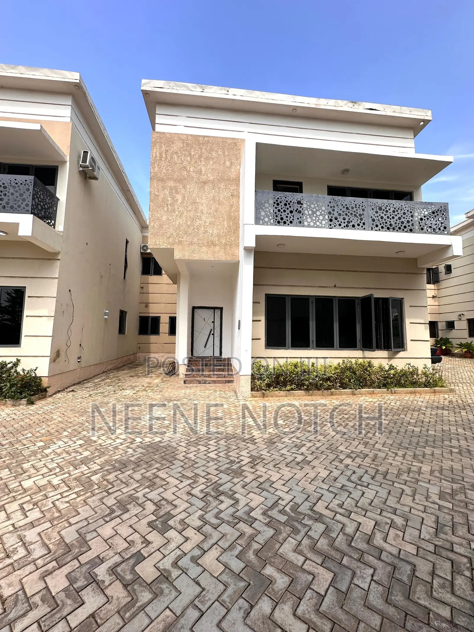 4bdrm Duplex in Grace Bovlevard, Jahi for rent