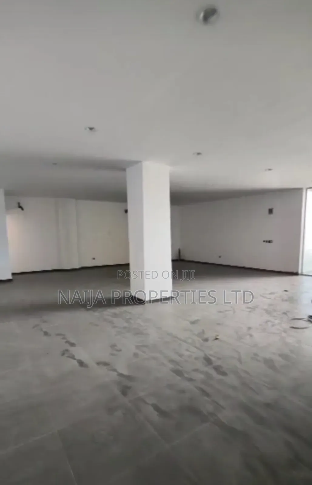174sqm Office Space at Lekkii Phase 1 for Rent
