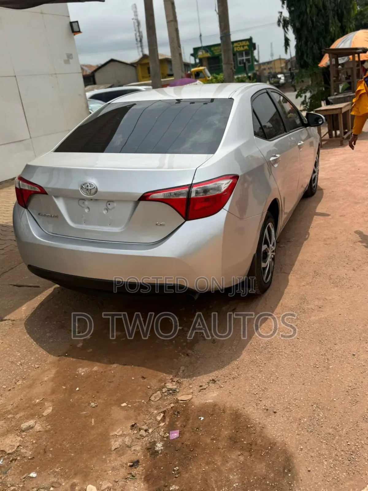 Toyota Corolla LE Eco Premium 4dr Sedan (1.8L 4cyl CVT) 2015 Silver