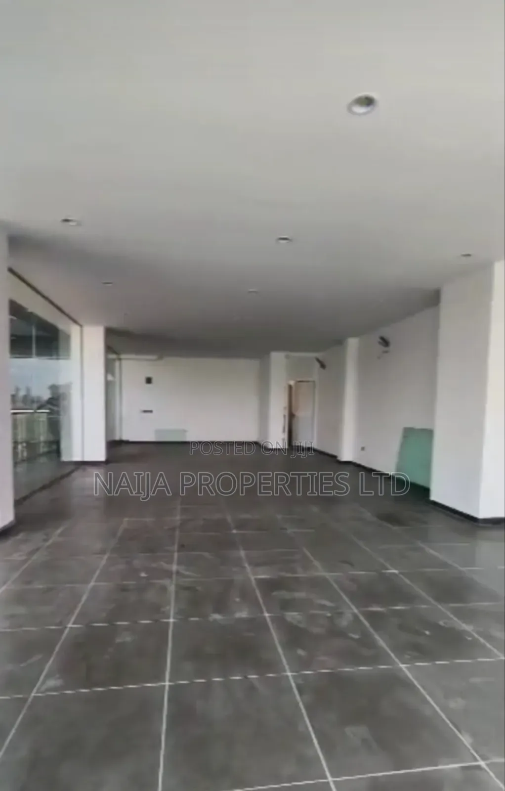 127sqm Office Space in Lekki Phase 1 for Rent