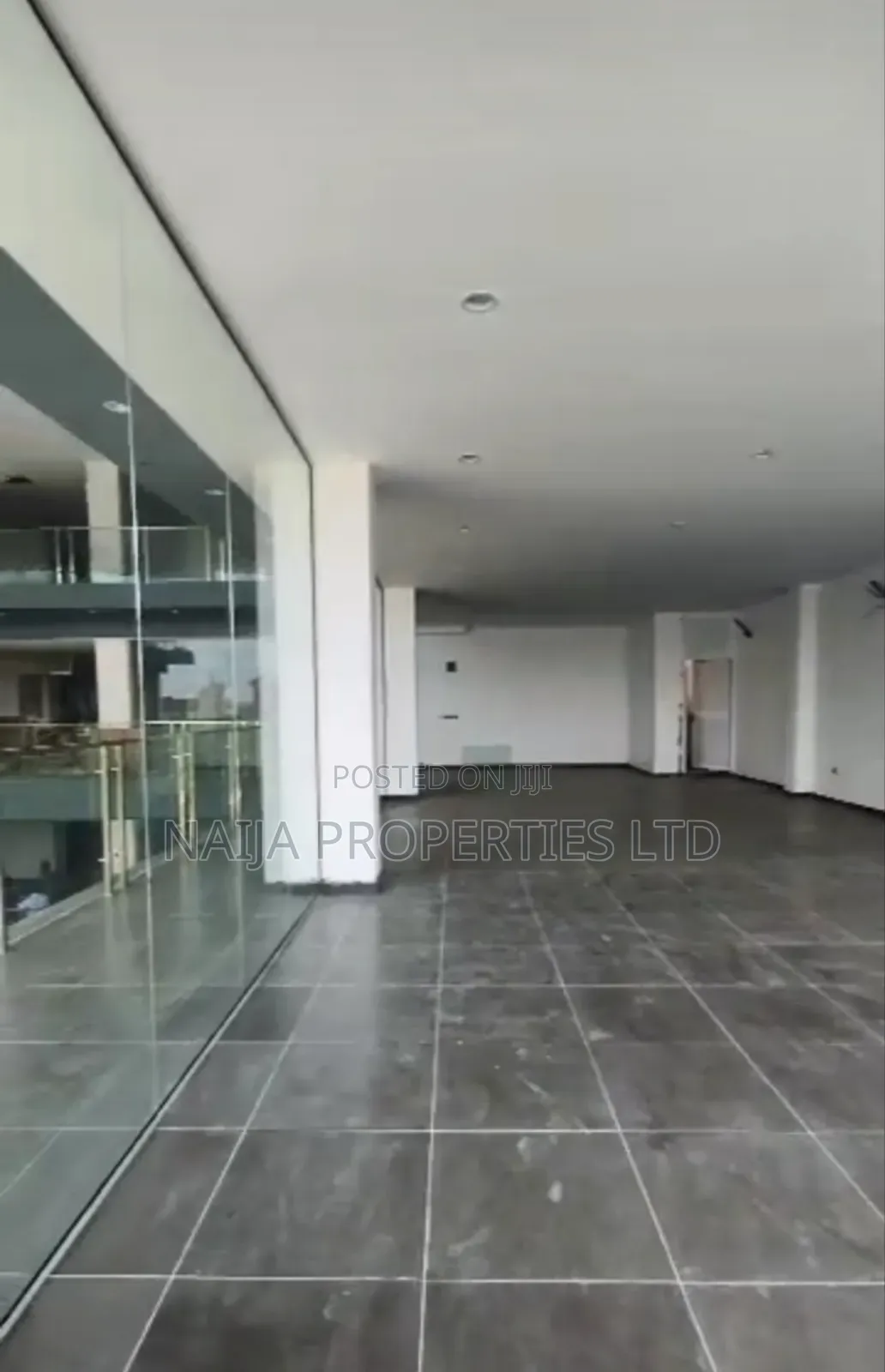 127sqm Office Space in Lekki Phase 1 for Rent