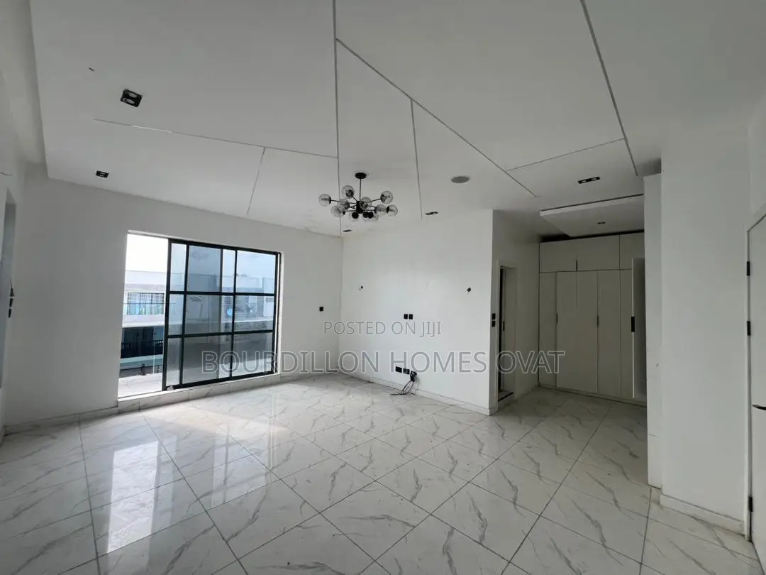 5bdrm Duplex in Ajah for sale