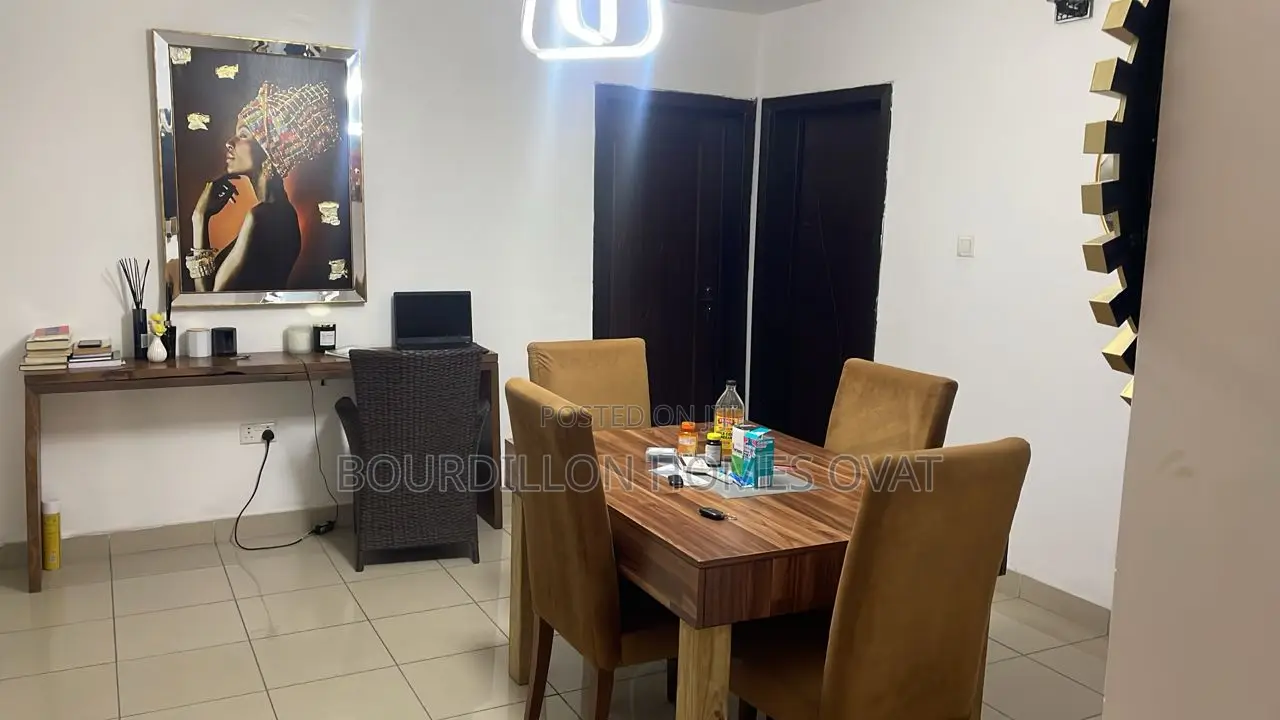 3bdrm Apartment in Lekki Phase 1 for sale